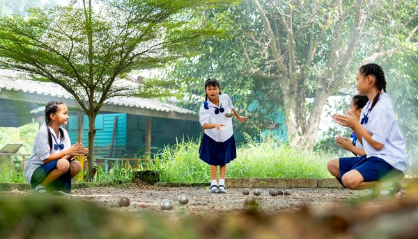 Maîtrisez la pétanque : conseils et astuces de ktk pétanque